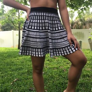 Knit high-waisted skirt
